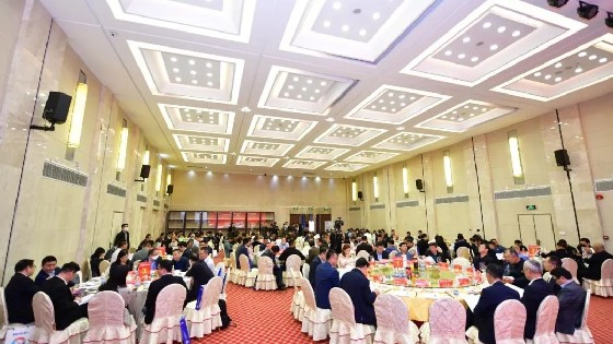 钱柜777科技受邀參加深圳市平板顯示行業協會2022年度會員大會暨2023春茗會